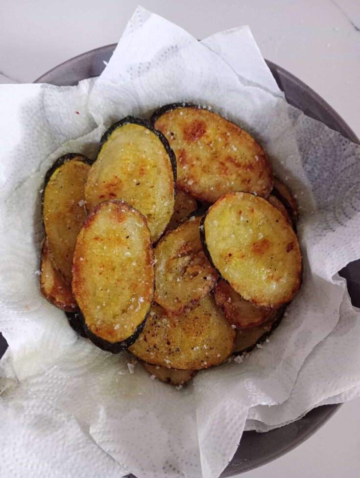 Crispy courgette bites